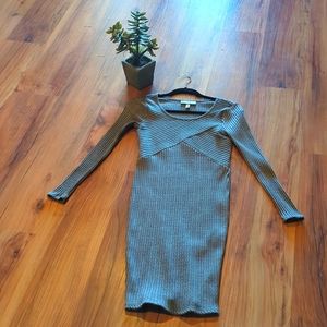 Jessica Simpson Maternity Dress